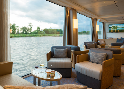 Viking Beyla Observation Lounge.jpg